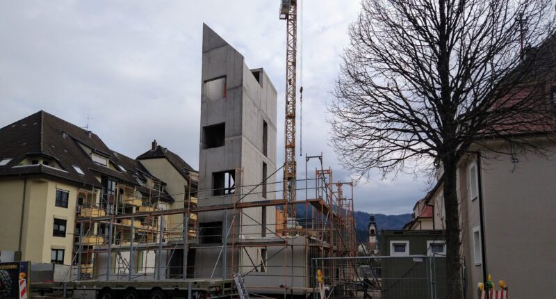 Februar 24 | Fertigstellung Rohbau | Treppenturm | Sozialer Wohnungsbau Waldkirch-Kollnau